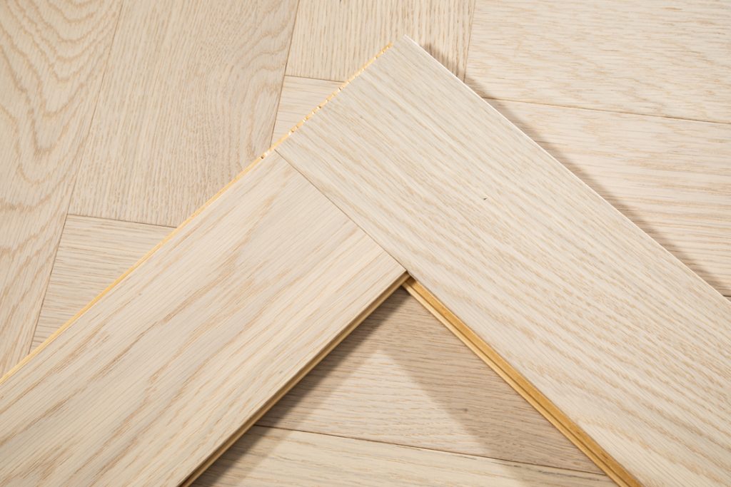 Sàn gỗ Plywood xương cá mã F339 - Gỗ Sồi