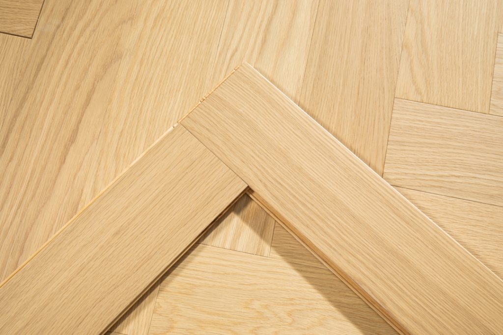 Sàn gỗ Plywood xương cá mã F338