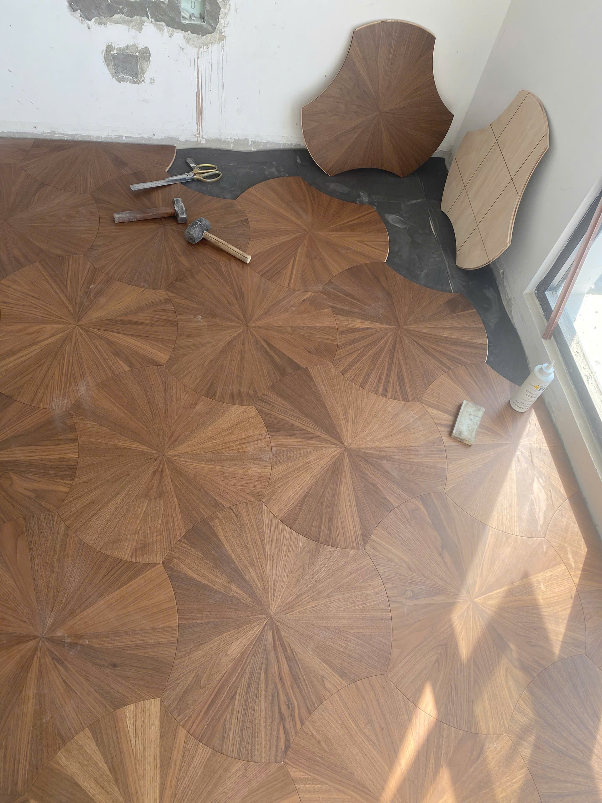 Sàn Gỗ Hoa Văn Cánh Sen VYXH04.,